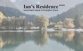 Ian'S Residence